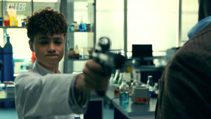 Голуби и слоумо: Джон Ву возвращается к классике в трейлере экшена «Киллер»