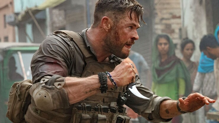 Крис Хемсворт станет корсаром в научно-фантастическом экшене