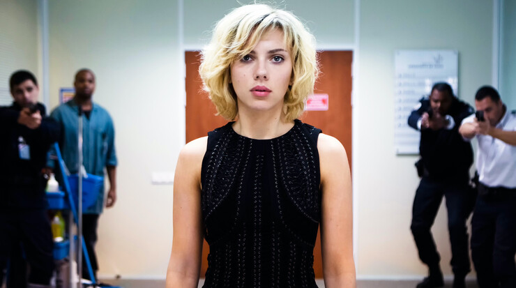 Скарлетт Йоханссон стала продюсером психологического триллера в духе «Что скрывает ложь».