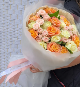 Доставка букетов цветов: преимущества и как выбрать надёжную компанию